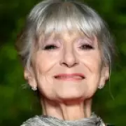 Acclaimed Stage Actress Jane Lapotaire, Star of The Crown, Dies at 81