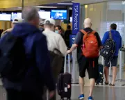 Airline CEOs Demand Congress End Shutdown, Pay Unpaid TSA Officers