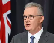 Australia Imposes Six-Month Tourist Visa Ban on Iranian Nationals