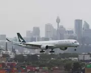 Cathay Pacific Lists £20,000 Sydney-London Flights Amid Gulf Disruption