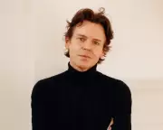 Christopher Kane Named Mulberry's Creative Director, Set for London Fashion Week 2027 Debut
