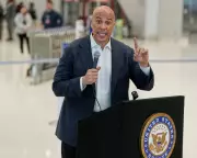 Cory Booker Calls for New Democratic Leadership Amid Party Divisions