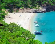 European Tourists Flee Eastern Mediterranean Amid Middle East Conflict