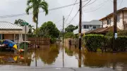 Hawaii Faces Worst Flooding in Decades with Dam Failure Threat and Mass Evacuations