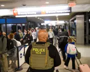 House Republicans Pass DHS Funding Bill, Extending Airport Chaos and Unpaid Work