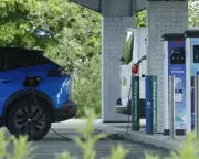 How Electric Vehicles Could Solve UK Fuel Reserve Crisis with V2G Technology