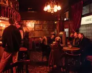 Instagram Influencers Rally to Save Britain's Traditional Pubs from Closure