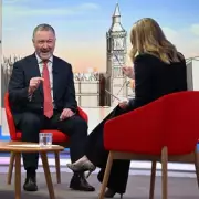 Israel Claims Iran's Missiles Can Hit London, UK Minister Insists Nation Is Safe