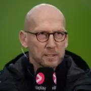 Jaap Stam Urges Manchester United to Keep Bruno Fernandes for Title Push