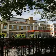 King's College Hospital Maternity Safety Concerns Persist Despite Patient Praise