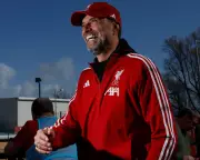 Klopp Calls Salah Irreplaceable as Liverpool Legend Reflects on Departure