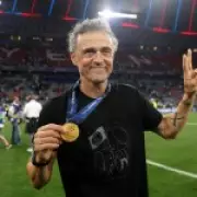 Luis Enrique Rejects Manchester United Interest, Michael Carrick Emerges as Top Candidate