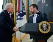Mullin Sworn In as DHS Secretary Amid GOP Funding Compromise Proposal