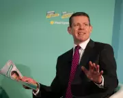 Plaid Cymru Poised for Historic Senedd Win as UK Union Faces Fragile Future