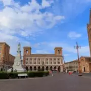 Ryanair Revives London-Forlì Route After 18-Year Hiatus Amid Overtourism Shift