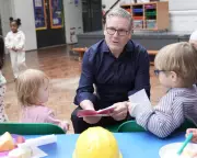 Starmer Vows to Fight Social Media Giants Over Child Screen Addiction