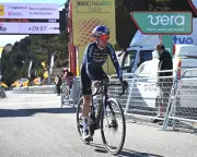 Tom Pidcock Withdraws from Volta a Catalunya Following Severe Ravine Crash