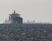 Trump Demands Allies Deploy Warships to Strait of Hormuz Amid Iran Conflict