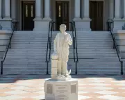 Trump's Columbus Statue at White House Sparks Historical Debate