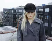 Underscores' 'U' Album: A Masterful Shift from Hyperpop to 90s R&B-Inspired Brilliance