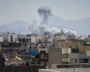 US-Israel Intensify Airstrikes on Iran, Triggering Regional Conflict Fears