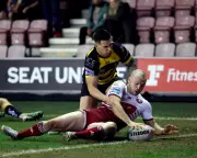 Wigan Warriors Edge York Knights in Thrilling Super League Clash