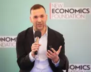 Zack Polanski Criticizes Labour's Tax Plans, Advocates for Green Economic Shift