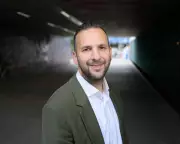 Zack Polanski's 'Boobgate' Hypnosis Story: A Media Distraction from Green Politics