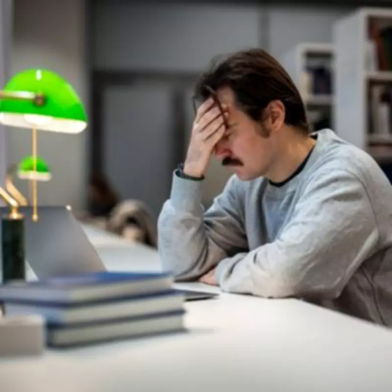 22,000 Students Face Immediate Loan Repayment Demands After Funding Error