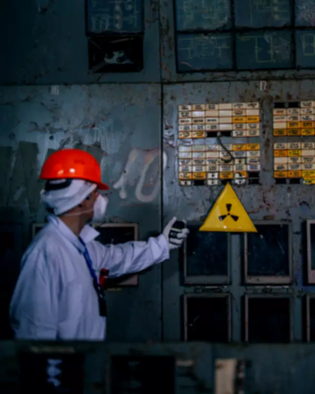 40 Years After Chornobyl Disaster, Nuclear Site at Risk in Russia's War