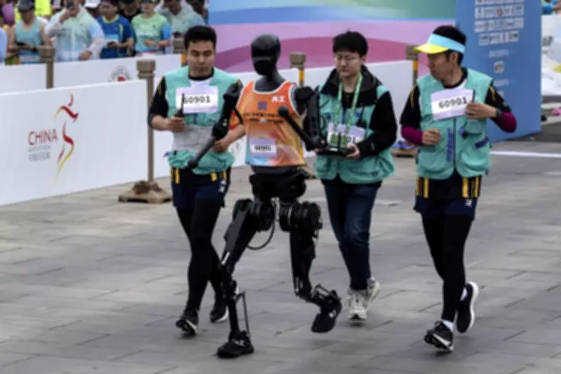AI Marathon Coach: Can Copilot Training Beat Pavement Pounding for London?