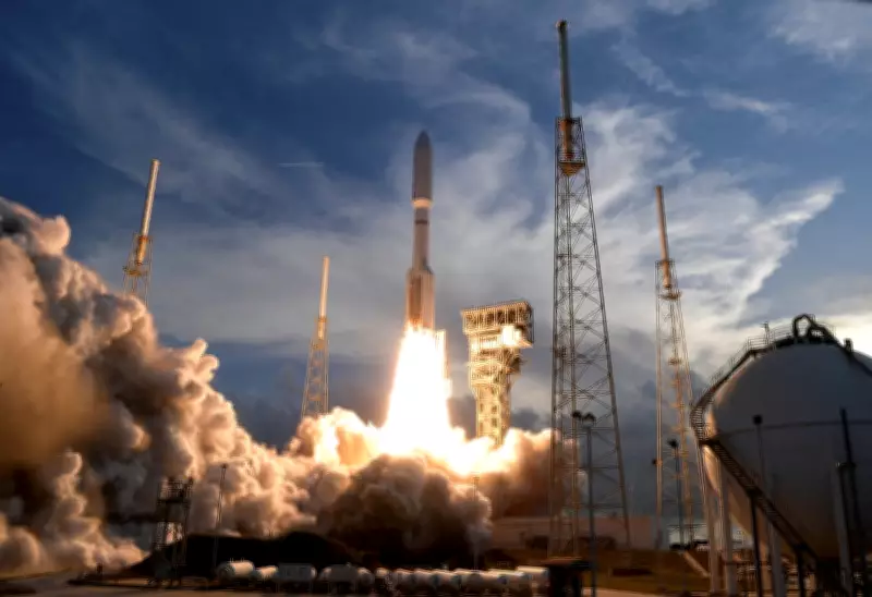 Amazon Acquires Globalstar for $11.57 Billion to Challenge SpaceX's Starlink