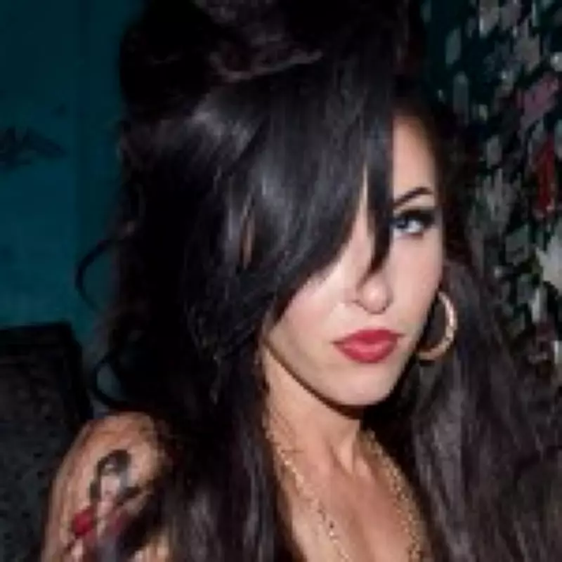 Amy Winehouse Tribute Artist Reveals Shocking Transformation Without Eyeliner