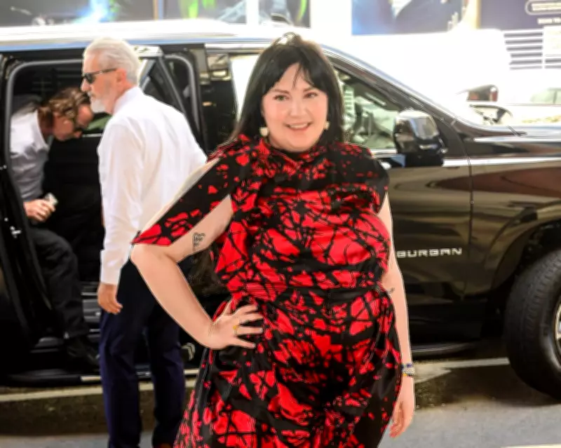 An Apology to Lena Dunham: Confronting Millennial Jealousy and Media Criticism