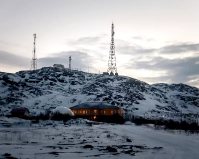 Arctic Ice Loss in Barents Sea Triggers Dual Heatwaves Across Europe and Asia