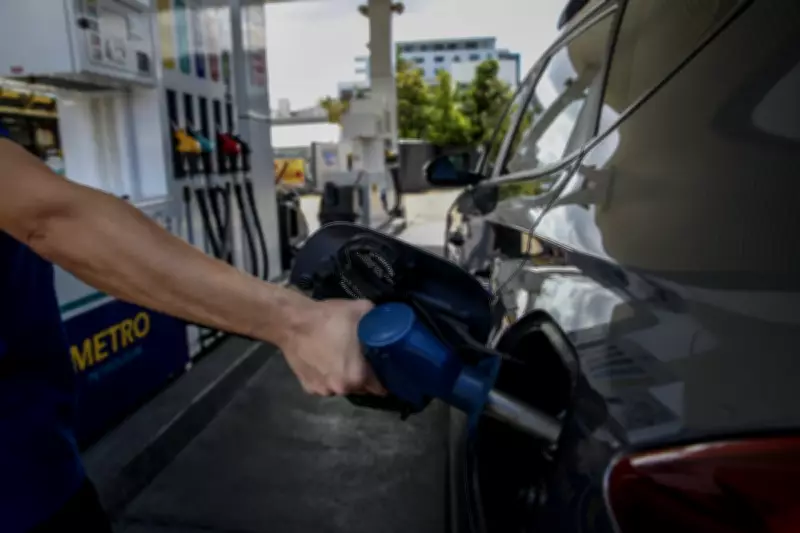 Australia's Fuel Supply Strengthens as Over 50 Ships Approach Amid Easter Demand