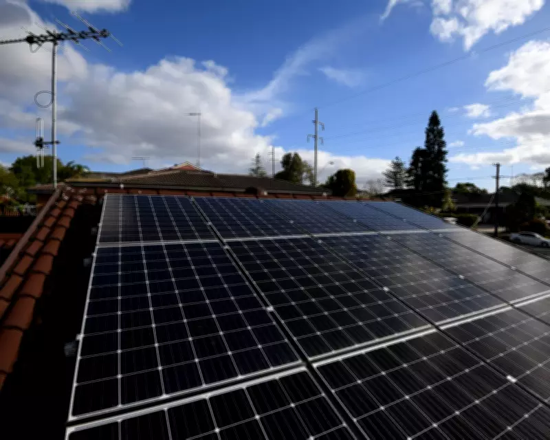 Australia's Renewable Energy Hits 46.5% Record as Batteries Cut Power Prices