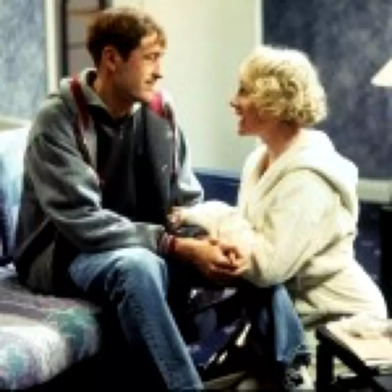 BBC's Goodnight Sweetheart Could Return After 10-Year Hiatus, Writers Reveal