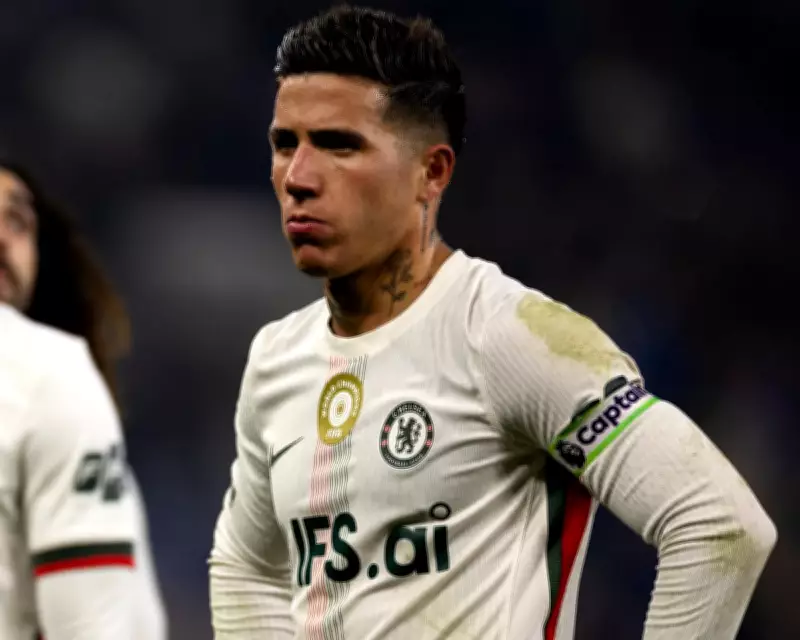 Chelsea's Fernández Sidelined for Man City Clash as Premier League Drama Unfolds
