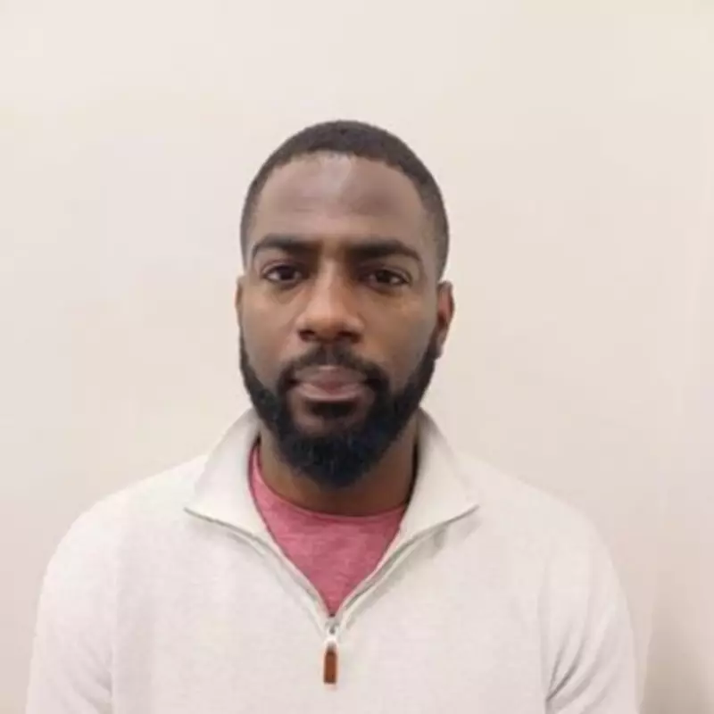 Corrupt Prison Guard and London Gang Jailed for Smuggling Operation