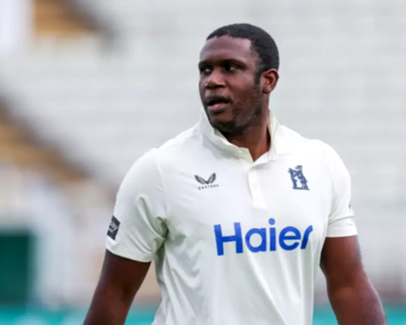 County Cricket Highlights: Veteran Stars Shine in Championship Week