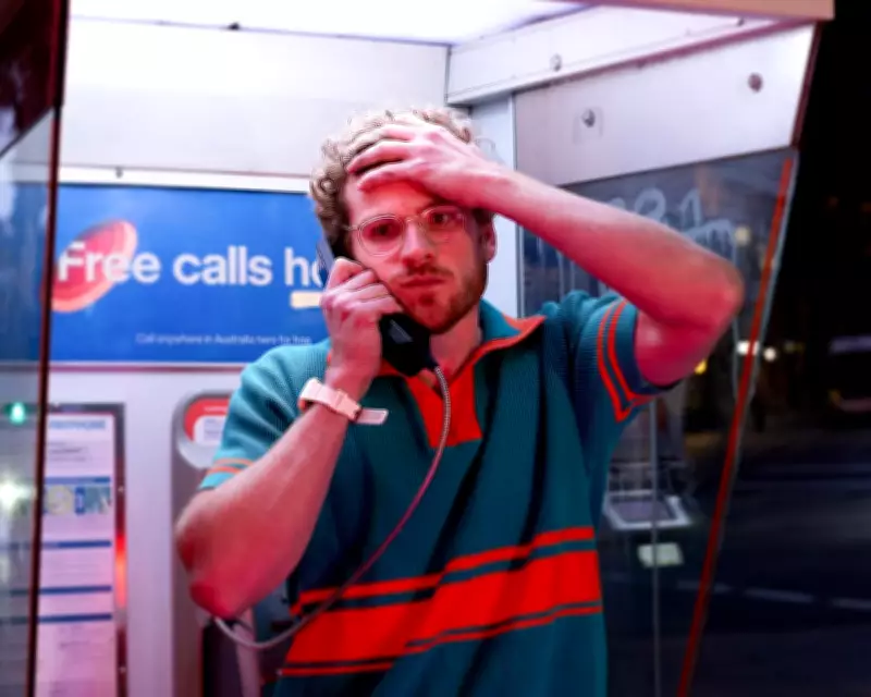 Dan Rath's 'Help Me Please': A Dizzying Joke Avalanche at Melbourne Comedy Fest