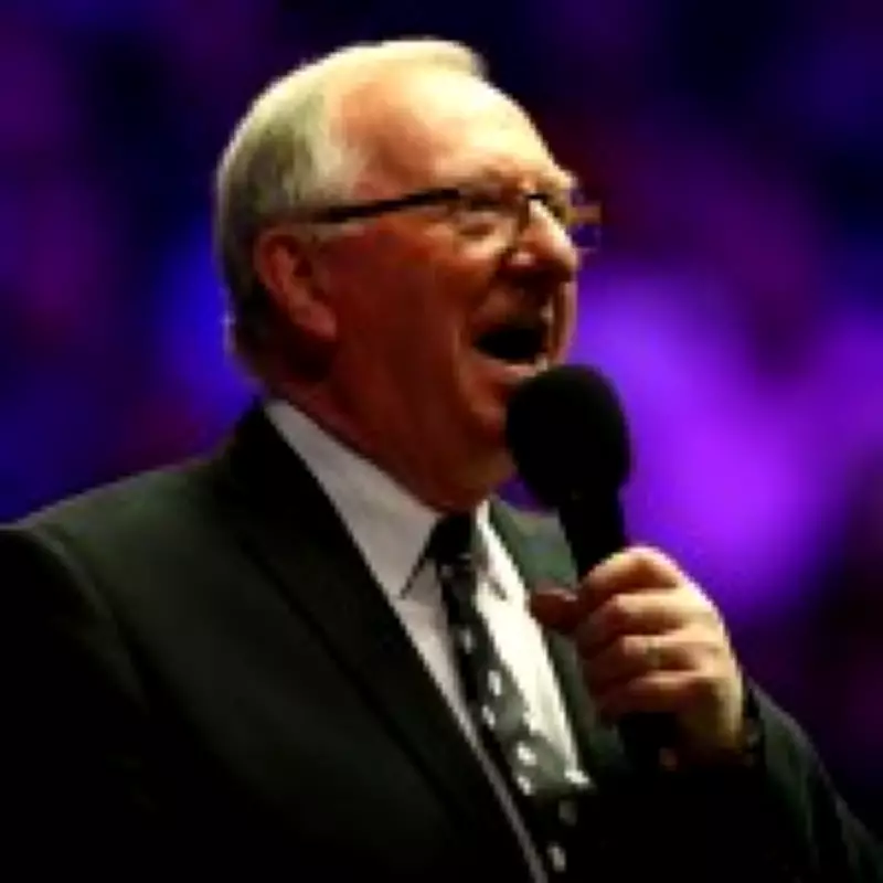 Dennis Taylor Predicts Zhao Xintong or Ronnie O'Sullivan to Win World Snooker Championship