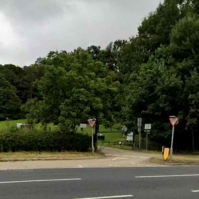 Double Stabbing in Barnet Park: Two Men Arrested, Victims Hospitalized