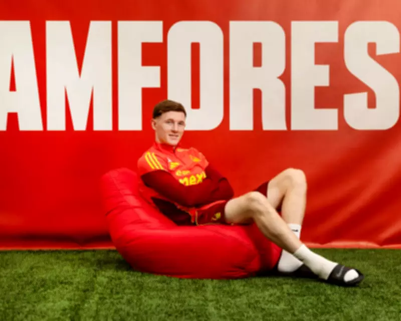 Elliot Anderson: From Fish Pranks to England Dreams with Nottingham Forest