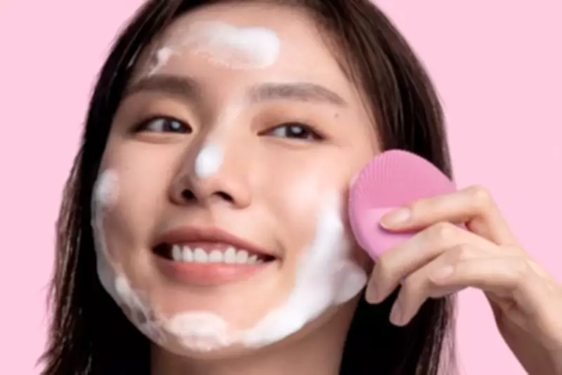 FOREO Luna 4 Mini Review: Why This Facial Brush Is Worth the Investment