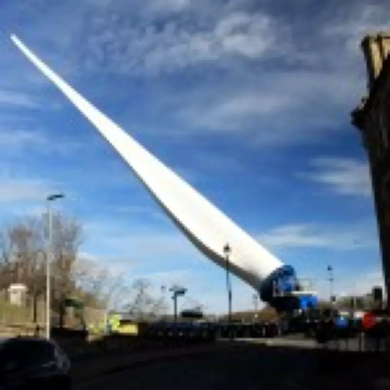 Giant 73-Meter Wind Turbine Blade Paralyzes Town with World's Smallest Street