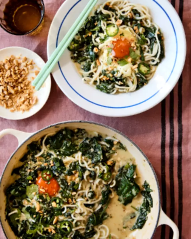 Green Chilli Eggs with Coriander and Coconut: Quick One-Pan Dinner