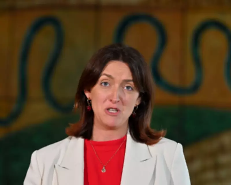 Greens Demand Gas CEOs Face Inquiry Over Record Profits and Low Tax