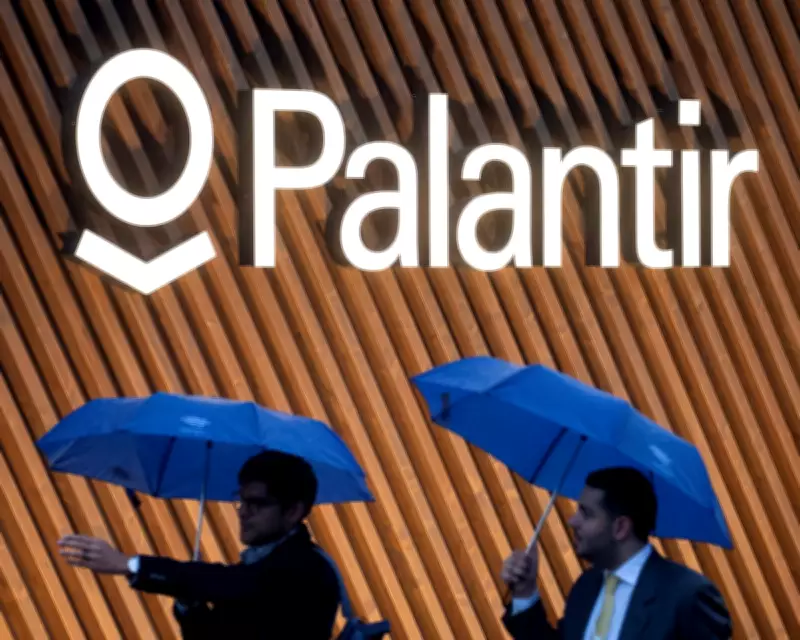 Greens Senator Calls for Ban on Palantir Contracts Amid Data Concerns